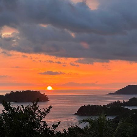 Western Ocean Breeze Self Catering วิกตอเรีย ภายนอก รูปภาพ