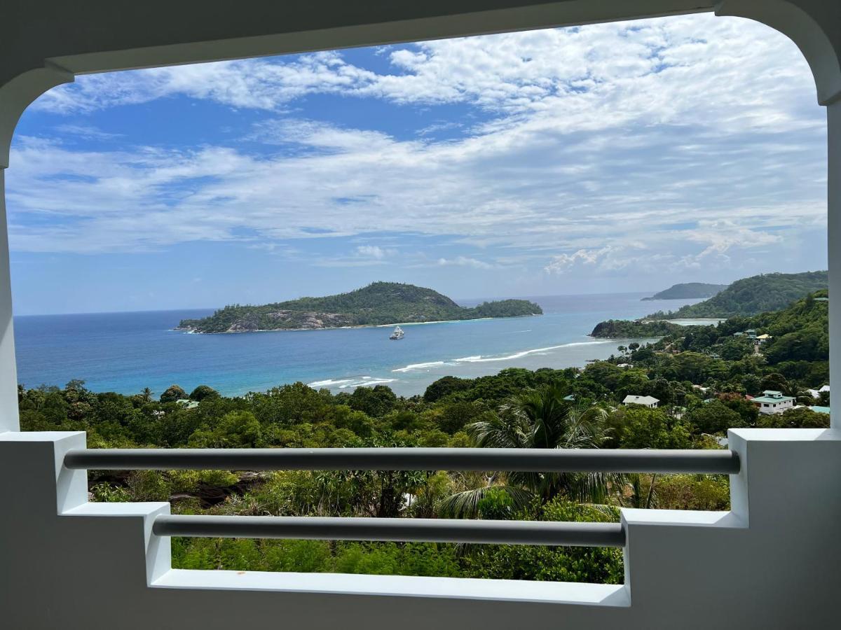 Western Ocean Breeze Self Catering วิกตอเรีย ภายนอก รูปภาพ